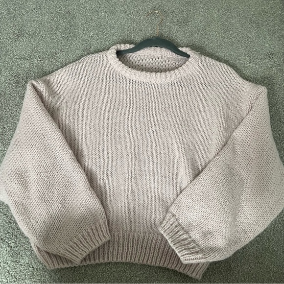 3/$45 Oversized Knit Bubble Sleeve Sweater - Picture 2 of 9